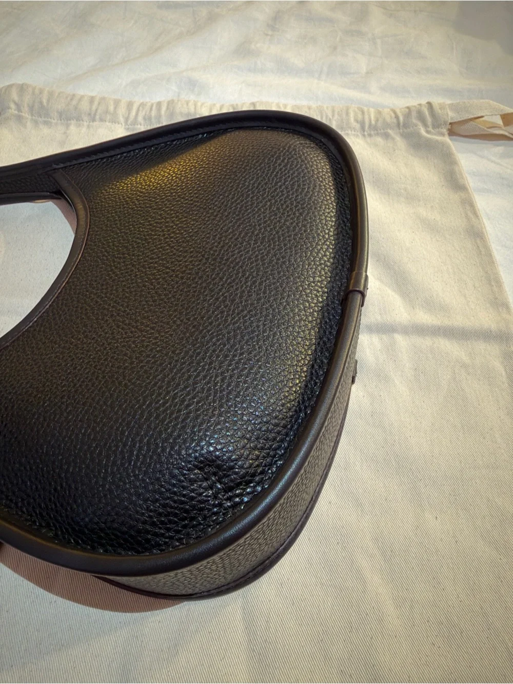 Coach curved crescent